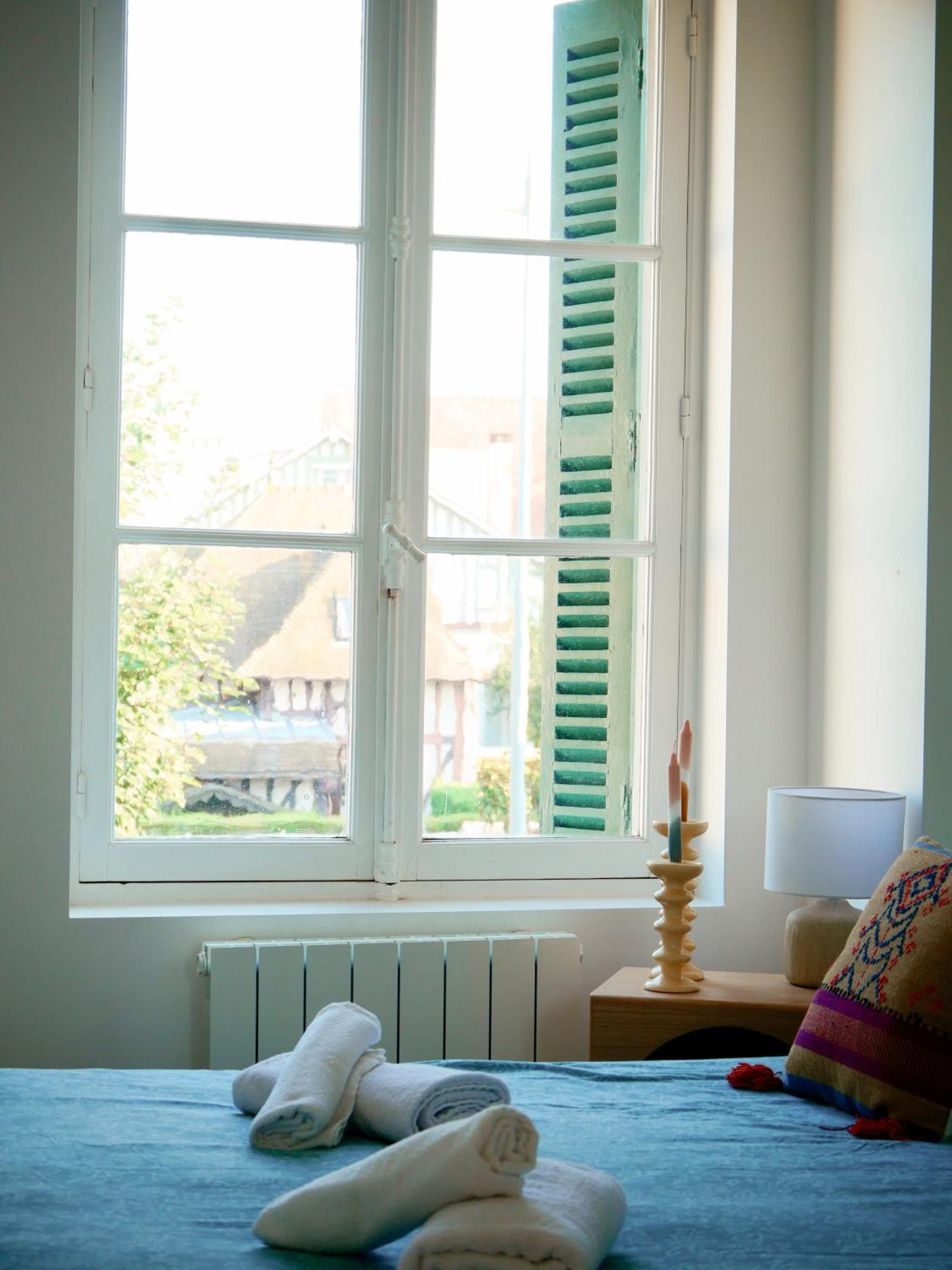Appartement idéalement placé a Deauville Esterno foto